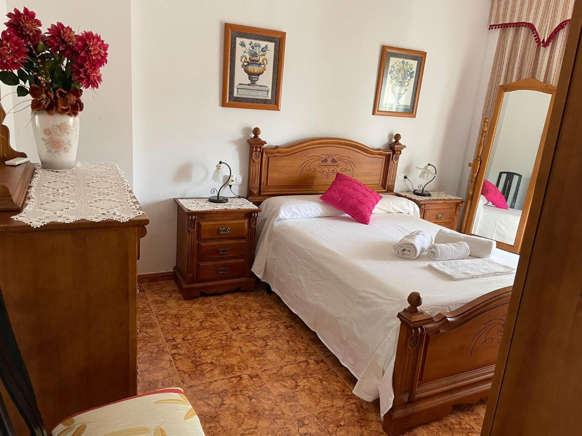 Precioso Apartamento De Dos Plantas Con Vistas Frigiliana Exterior foto